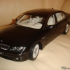 Kyosho 1:18 BMW 7-series Li