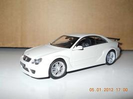 Прикрепленное изображение: Colobox_Mercedes-Benz_CLK_DTM_AMG_Kyosho~01.jpg