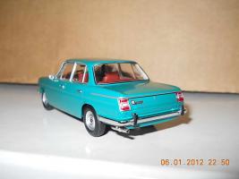 Прикрепленное изображение: Colobox_BMW_1800_TiSA_Minichamps-MCW~02.jpg