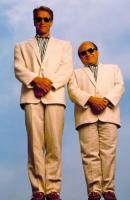 Прикрепленное изображение: danny-devito-und-arnold-schwarzenegger-in-twins.jpg