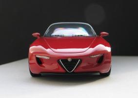 Прикрепленное изображение: Alfa Romeo 2uettottanta-03.JPG