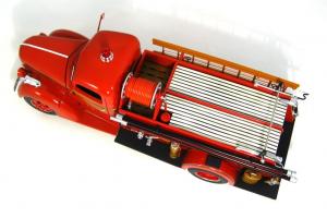 Прикрепленное изображение: 1940 Ford Fire Truck (8).JPG