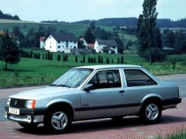 Прикрепленное изображение: opel-corsa-a-stufenheck-tr-4.jpg