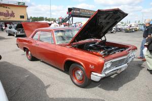 Прикрепленное изображение: 1966_2door_coupe biscayne 50.jpg