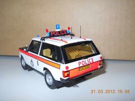 Прикрепленное изображение: Colobox_RangeRover_Manchester_Police_Ixo~04.jpg