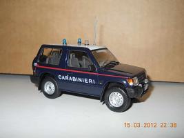 Прикрепленное изображение: Colobox_Mitsubishi_Pajero_Carabinieri~01.jpg