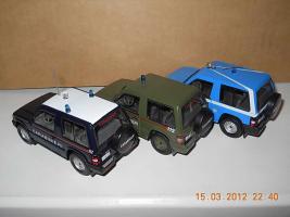 Прикрепленное изображение: Colobox_Mitsubishi_Pajero_Carabinieri~05.jpg