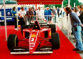 Прикрепленное изображение: EIFerrariFront.jpg
