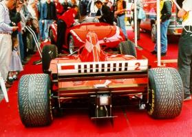 Прикрепленное изображение: EIFerrariBack.jpg