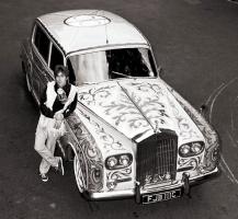 Прикрепленное изображение: 1965 Ph V John Lennon PV004 01.jpg