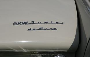 Прикрепленное изображение: 1961-junior-deluxe-2j.jpg