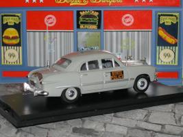 Прикрепленное изображение: ford 4-door NYSP P1010212.jpg