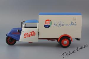 Прикрепленное изображение: Tempo Hanseat Kasten Minichamps 150099024_03.jpg