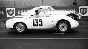 Прикрепленное изображение: 1958_Porsche_356A1600ZagatoSpeedster-6-1024.jpg