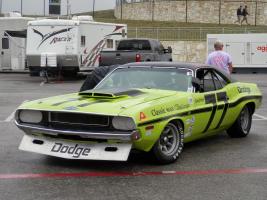 Прикрепленное изображение: 1970 Dodge Challenger Trans-Am Sam Posey.JPG