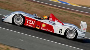 Прикрепленное изображение: 970px-Audi_R10_1.JPG