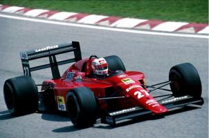 Прикрепленное изображение: 1989-Imola-F1 89-640-Mansell-1.jpg