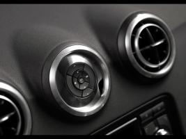 Прикрепленное изображение: Audi-TT-Clubsport-Quattro-Study-Dashboard-1920x1440.jpg