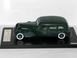 Прикрепленное изображение: Duesenberg Model J Bohman & Schwartz Landaulet Throne Car 1937 002.JPG