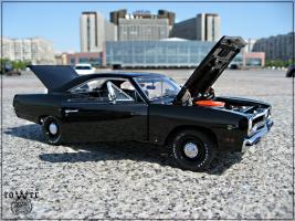 Прикрепленное изображение: Plymouth Road Runner 1970 046.jpg