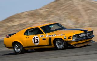 Прикрепленное изображение: 112_0709_01z+1970_ford_mustang_boss_302+driving_on_track.jpg