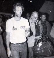 Прикрепленное изображение: Mark Thatcher at Tamanrasset airport as he arrives and joins his father who was waiting for two days. Mar.jpg