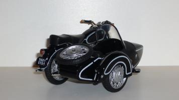 Прикрепленное изображение: BMW_R602_02.JPG
