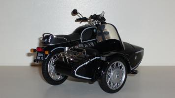 Прикрепленное изображение: BMW_R906_02.JPG