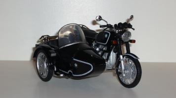 Прикрепленное изображение: BMW_R906_01.JPG