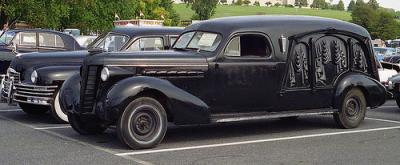 Прикрепленное изображение: 1937 Buick Sayers & Scovill Byzantine Hearse.jpg