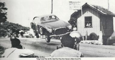 Прикрепленное изображение: FlyingFerrari.jpg