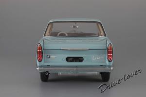 Прикрепленное изображение: BMW 700 Coupe Autoart 70653_06.jpg