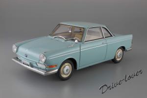 Прикрепленное изображение: BMW 700 Coupe Autoart 70653_01.jpg