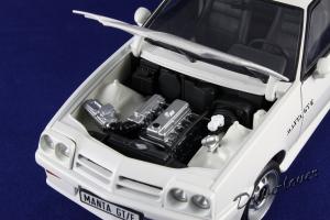 Прикрепленное изображение: Opel Manta GT-E Revell 08422_09.jpg