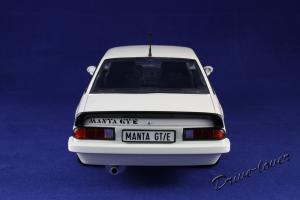 Прикрепленное изображение: Opel Manta GT-E Revell 08422_05.jpg