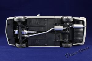 Прикрепленное изображение: Opel Manta GT-E Revell 08422_10.jpg