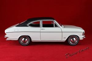 Прикрепленное изображение: Opel Olympia A White Revell 08446_03.jpg
