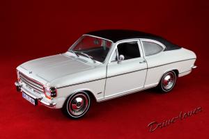 Прикрепленное изображение: Opel Olympia A White Revell 08446_01.jpg