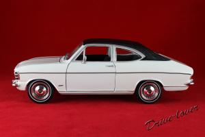 Прикрепленное изображение: Opel Olympia A White Revell 08446_02.jpg