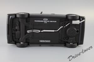 Прикрепленное изображение: Volkswagen Golf 1 GTI 1800 Plus OTTO Models OT078_20.JPG