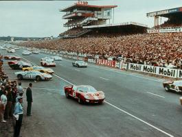 Прикрепленное изображение: gt40_7a.jpg
