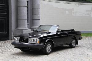 Прикрепленное изображение: 1981_Volvo_262C_Solaire.jpg