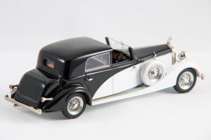 Прикрепленное изображение: 1936 K6 coupe chauffeur 02.JPG