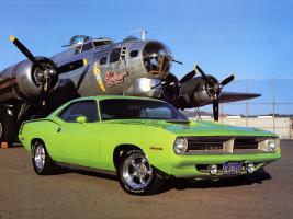 Прикрепленное изображение: Plymouth Hemi Cuda 1970-Front Right View.jpg