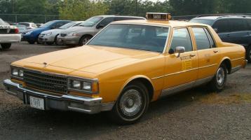 Прикрепленное изображение: chevy-nyc-taxi-1980.jpg