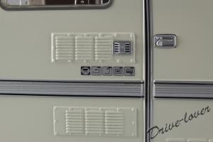 Прикрепленное изображение: Hymer Hymermobil 581 BS Schuco 450007900_16.jpg