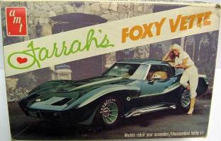 Прикрепленное изображение: 159438744_george-barris-farrah-fawcett-corvette-voxy-vette-amt-kit.jpg