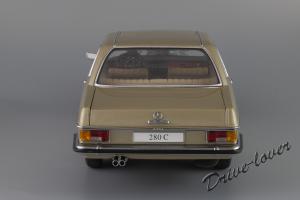 Прикрепленное изображение: Mercedes-Benz 280 C W114 Autoart 76186_06.JPG