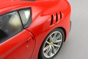 Прикрепленное изображение: F12_TdF_diecast (57).png