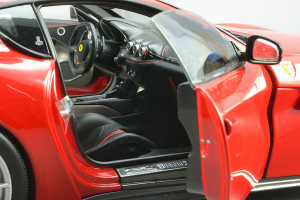 Прикрепленное изображение: F12_TdF_diecast (39).png